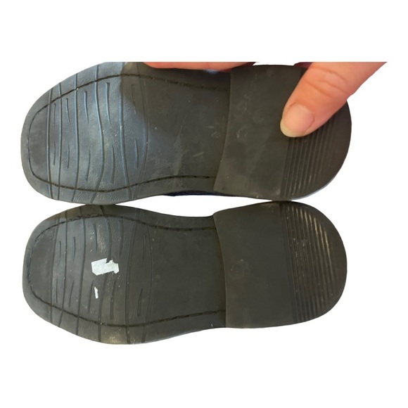 Liberty Blue and Black Dress Shoes with Cap-Toe Design - Picture 7 of 7